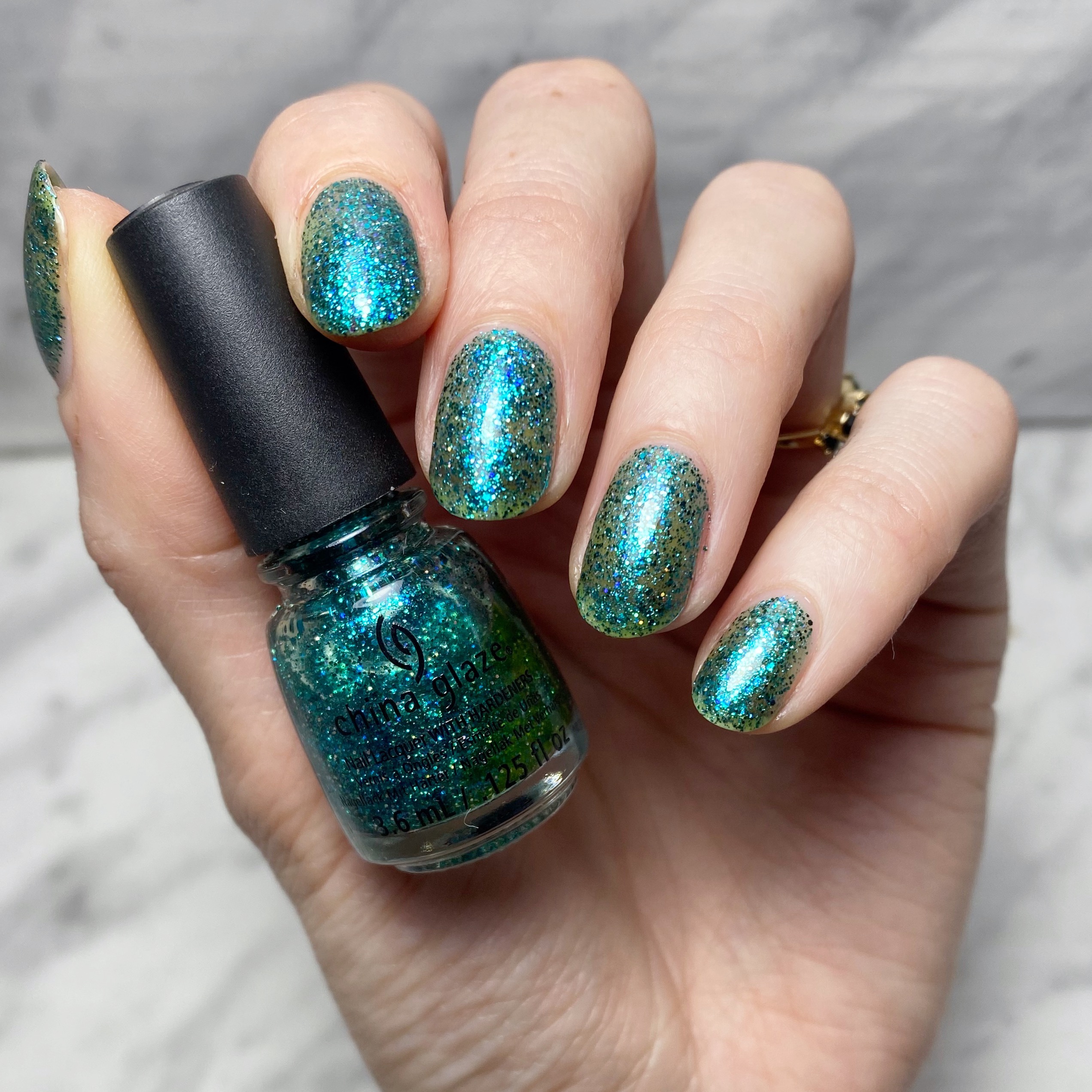 SWATCH SUNDAY — China Glaze I Soiree I Didn't Do It (Holiday 2015