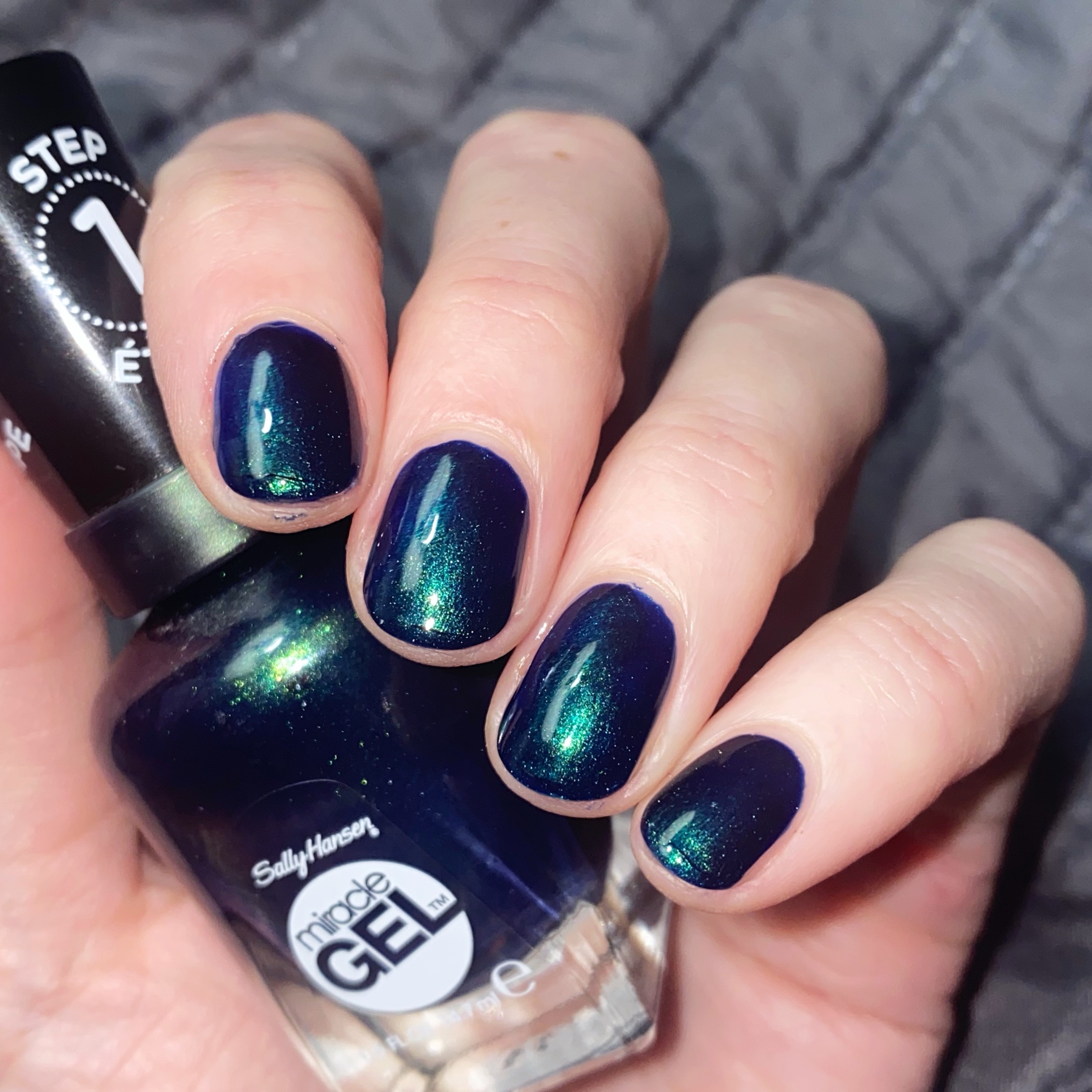 SWATCH SUNDAY — Sally Hansen Miracle Gel Garnish Attention (2018